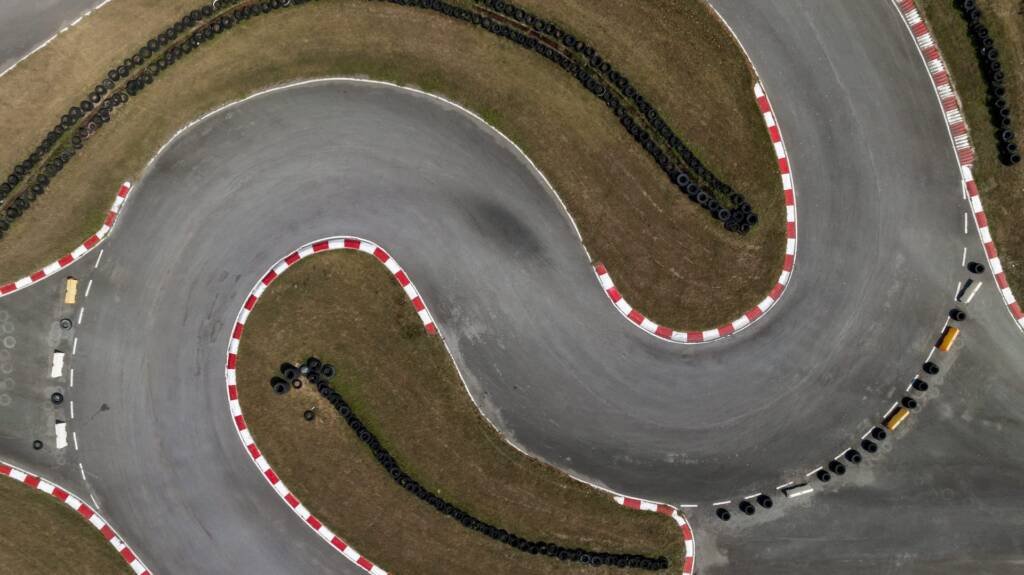 racetrack-gd-engineering-top-view